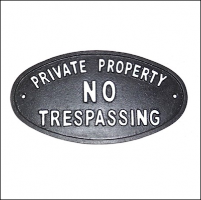 Ascalon Cast Iron 'No Trespassing' Sign 1